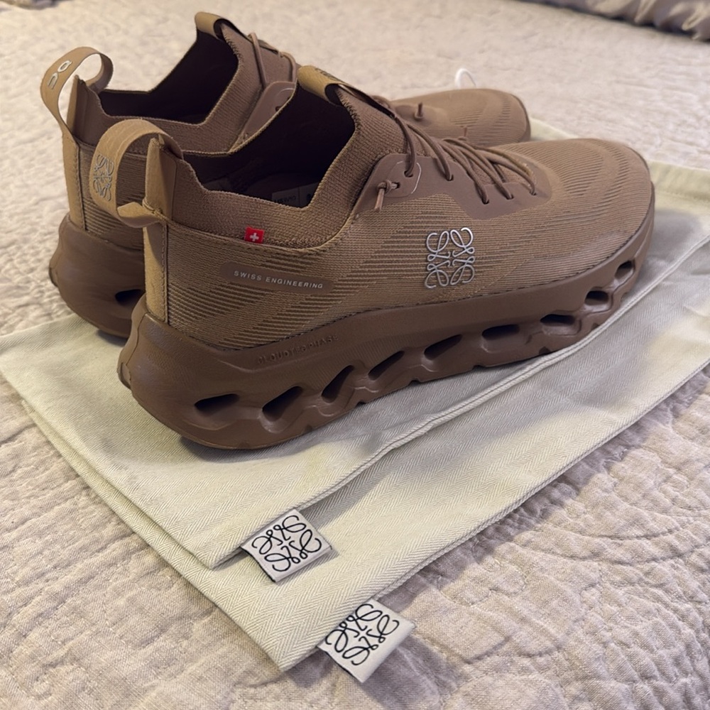 Loewe On Cloud Women Brown Sneakers